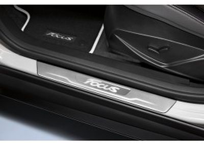 Ford Door Sill Plates - Illuminated w/FOCUS logo DM5Z-54132A08-D