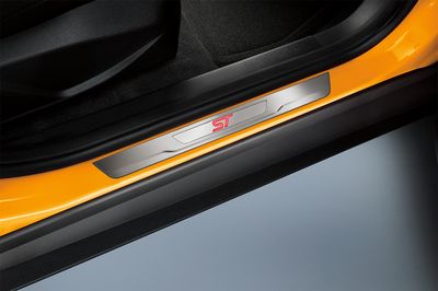Ford Door Sill Plates - Non - Illuminated w/ST logo DM5Z-54132A08-E