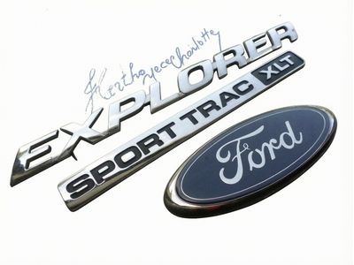 2003 Ford Explorer Sport Trac Emblem - 3L2Z-7842528-AA