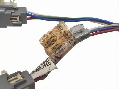 Ford 5C3Z-14A348-AA