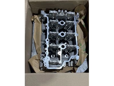2024 Ford Escape Cylinder Head - PV4Z-6049-A