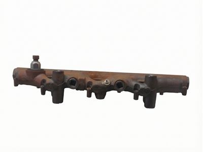 2010 Ford E-450 Super Duty Fuel Rail - 5C3Z-9T287-ARM