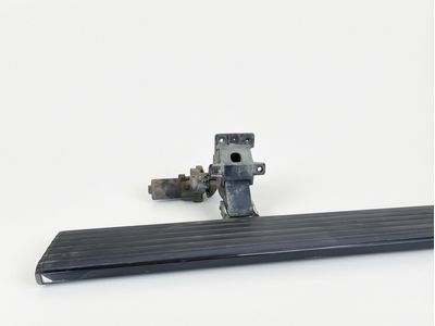 Ford JL7Z-16490-BA