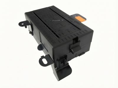 Ford F-450 Super Duty Relay Block - 6C3Z-14A068-BC