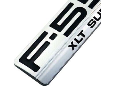 2005 Ford F-550 Super Duty Emblem - 5C3Z-16720-LA