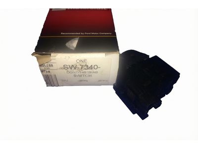 Ford DG9Z-14529-AB