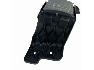 Ford HC3Z-14C689-B