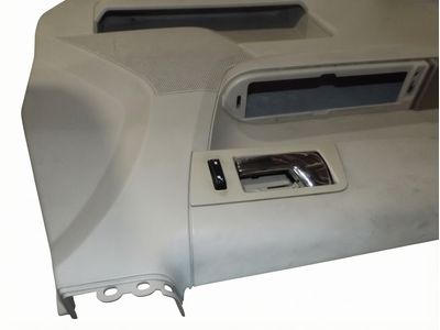Ford 9L8Z-7823942-DA