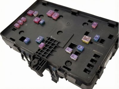 Ford Fusion Fuse Box - HG9Z-14A068-F