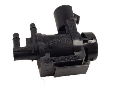 Ford 7L1Z-9H465-B Valve Assembly