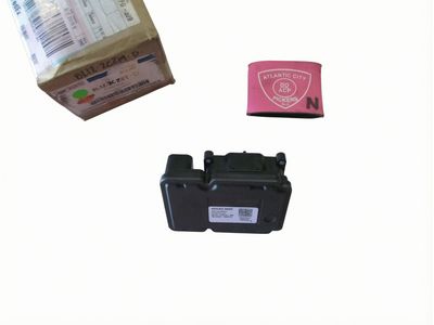 Ford 8L1Z-2C219-D