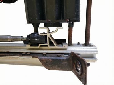 Ford 1L5Z-3561711-AA