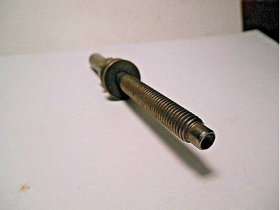 Ford -W713654-S300