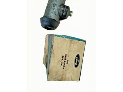 Ford Granada Wheel Cylinder - D1AZ-2262-A