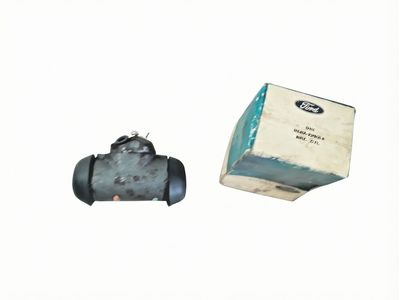 Ford Granada Wheel Cylinder - D1AZ-2262-A
