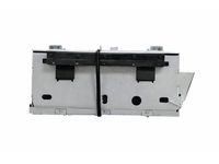 Ford D2BZ-18C869-AD Radio Receiver Assembly